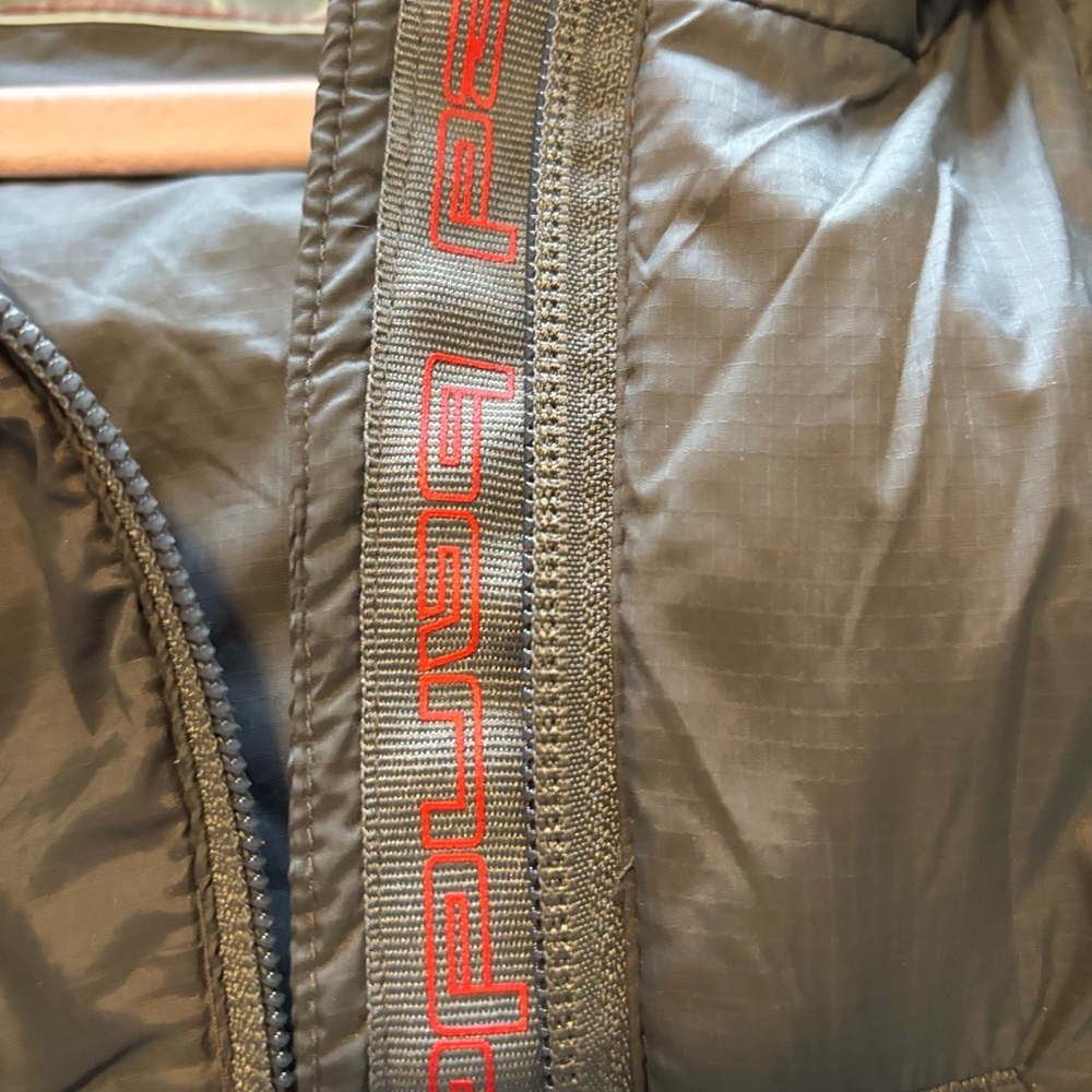 Banded Men's Gray Tactical Puffer vest. Size L - Picture 6 of 8